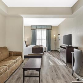 Best Western Plus Chain of Lakes Inn & Suites, hotel a Leesburg