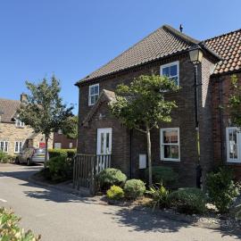 12 Green Close at The Bay Filey, sleeps 8, 2 dogs welcome for free too