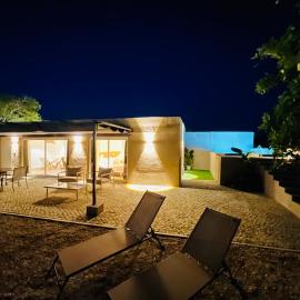 Country Retreat & Private Pool by Quinta da Alfarrobeira, hotell Faros