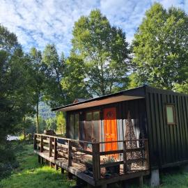 Rustika Tiny House, hotel in Pucón