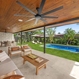 Villa Champagne Boutique Home Miami