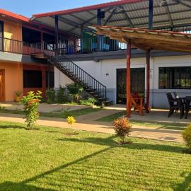 mi casa tropical:  bir otel