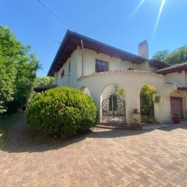 Villa avec Piscine Intérieure, 5 Chambres, Proche Plage et Commerces à Arcachon - FR-1-374-220
