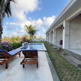 Bunut Sari Guesthouse, hotel in Ungasan