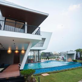 JD Beach Vacay Luxury Beach View Villa