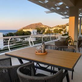Villa Anna Sunset Terrace، فندق في أليندا