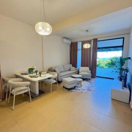 Beachfront Duplex with Panoramic Sea View Terrace