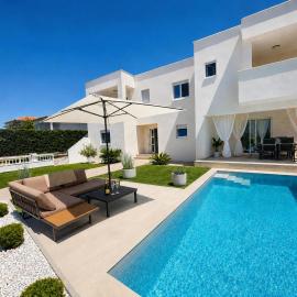Mare Nostrum Suite