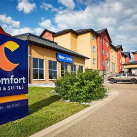 Comfort Inn & Suites, ξενοδοχείο σε Red Deer