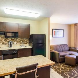 MainStay Suites Fargo - I-94 Medical Center, khách sạn ở Fargo