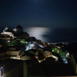 casa la terrazza sul mare, hotel v destinácii Alì
