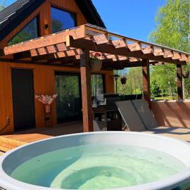 Saarepiiga puhkemaja Kihnu saarel, hotel em Linaküla