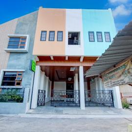 Collection O near Stadion Maguwoharjo formerly Simple Living
