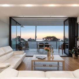 Modern Coastal Retreat in Brighton Melbourne