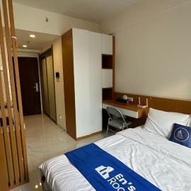 Samporo में, होटल Apartement Sky House BSD By Ensroom