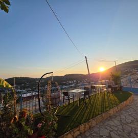 Zoi's sea view, hotel a Himare