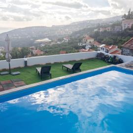 Charming lodge in Ponta do Sol with private pool