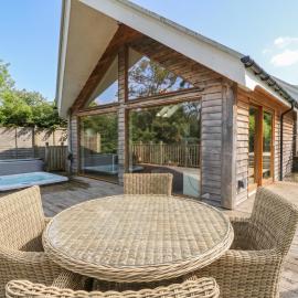 Riverbank Cottage