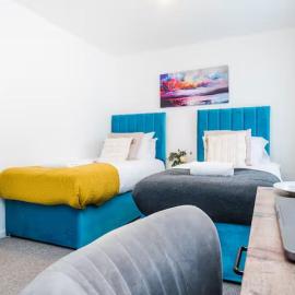 더들리에 위치한 호텔 Elegant 3BR Home , Perfect for Families & Contractors , Parking & High-Speed Wi-Fi
