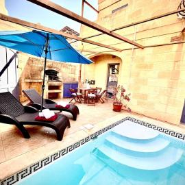 Farmhouse Gulinu with pool