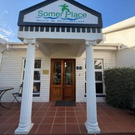 Somer Place B&B, hotel in Somerset West