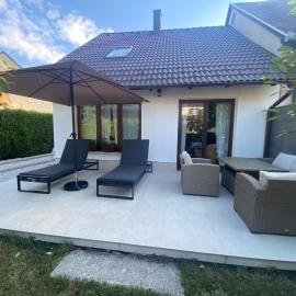 Erelia Cottage – hotel w mieście Bük