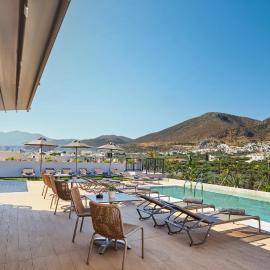 Enorme Epavli Urban Living, Hotel in Limenas Chersonisou