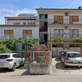 Apartments with parking space Crikvenica - 22214