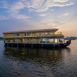 Boats N Beds - Luxury Alleppey Houseboats, Hotel in Alappuzha