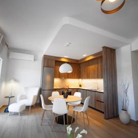 Arcadian design Loft - Areos Square Tripoli, hotel v mestu Tripolis