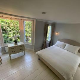 Charming Victorian House Perfect Central Location