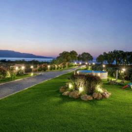 New Beachfront villa Six Stars in Chania,close to the beach & amenities