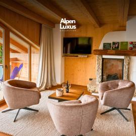 GOLF Suite - Penthouse, Balcony & Sauna Access