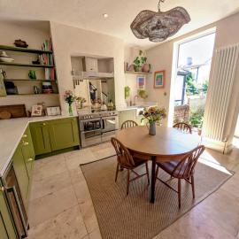 Stylish Victorian House with Garden in Chapel Allerton、Moortownのホテル