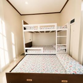 Gloria's Home Stay, hotel in Oslob
