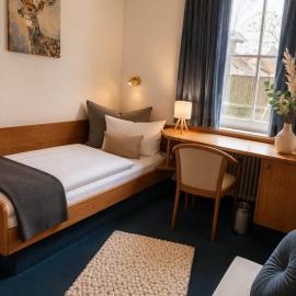 Hotel zur Linde, hotel in Berghausen