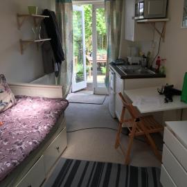 Delightful studio apartment in pretty village of Albrighton