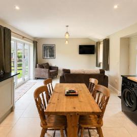 Cosy Countryside Retreat, Peaceful & Quiet
