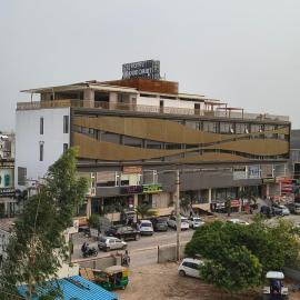 Hotel Grande Court, hotelli kohteessa Kharar
