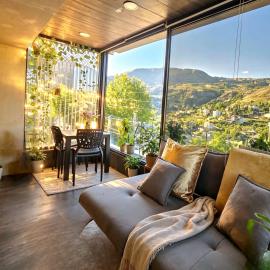 Farayayellowstone 1 bedroom with panoramic mountain view fit 4, hotel en Bayn an Nuhūr
