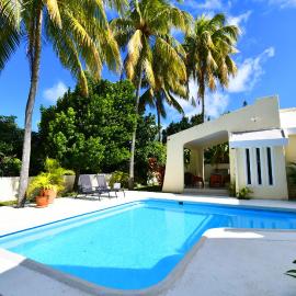 Elegant villa Blue Bay