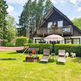 Holiday Home Haus Rotkäppchen by Interhome