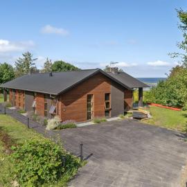 Holiday Home Andri - 600m to the fjord by Interhome, hotel a Løgstør