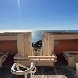 Appartement, vue mer180 degrés, piscine, terrasse、セットのホテル