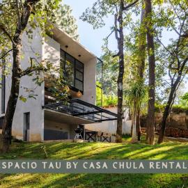 Increible Casa con Jacuzzi y Terraza en el Bosque