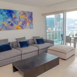 Ocean View Condo with Resort Amenities, хотел в Акапулко
