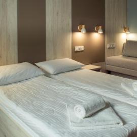 Готель Тиса-Закарпаття 365, hotel u gradu 'Bushtyno'