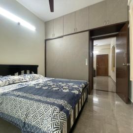 2 Bhk 1 room is vacant with attached washroom, door and lock, common living area and kitchen, there will be 1 person on the other room, But you will have your privacy no distractions