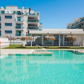 Duna Beachfront Luxury Apartment Pool and Sea, hotel u gradu 'Morche'