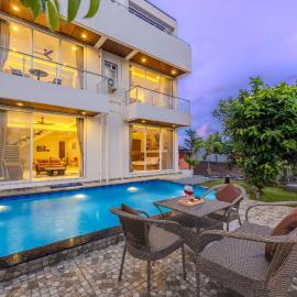 ELIVAAS Signature RK Villa 4-BHK Hideaway with Private Pool, Close to Korigad Fort